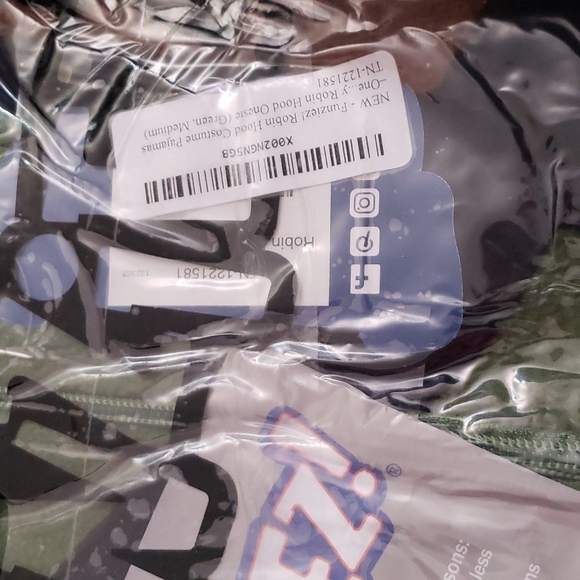 Silver Lilly FUNZIEZ! Robin Hood Unisex Adult Costume Pajamas Onesie Size M - Picture 10 of 10